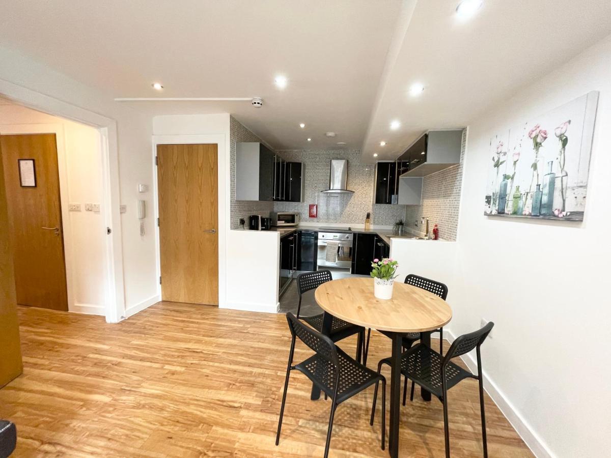 Apartment The Works-fresh 2bed In Centre, Opposite Arndale. Manchester