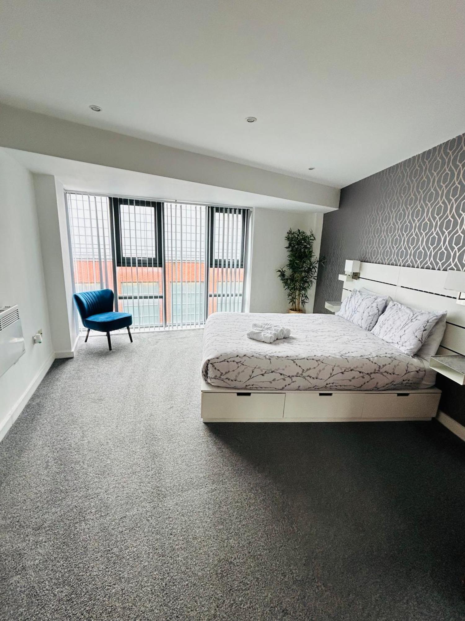 Apartment The Works-fresh 2bed In Centre, Opposite Arndale. Manchester