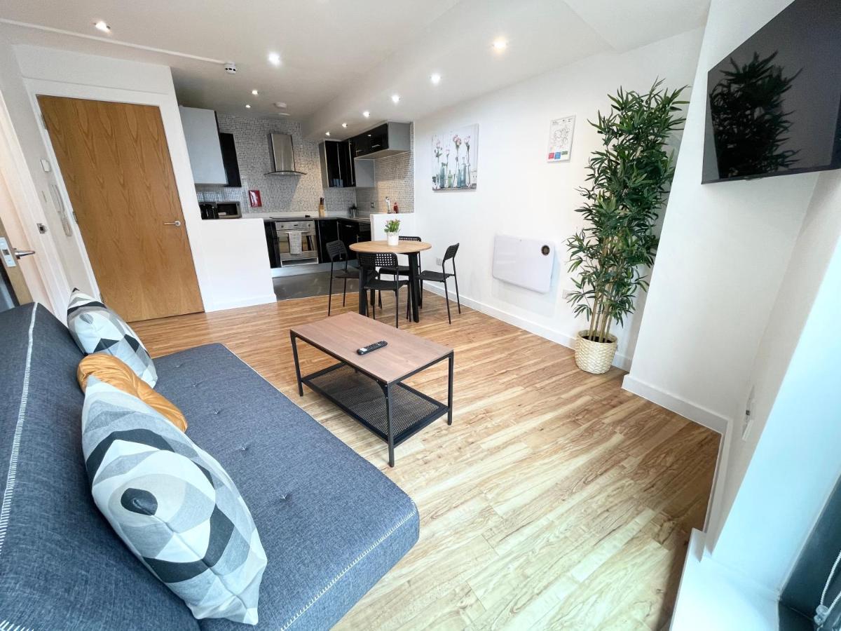 Apartamento The Works-fresh 2bed In Centre, Opposite Arndale.